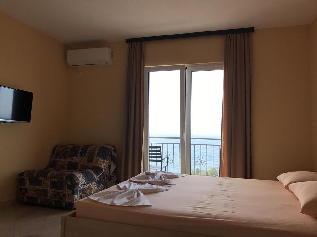 Apartments Popovic Ulcinj Esterno foto