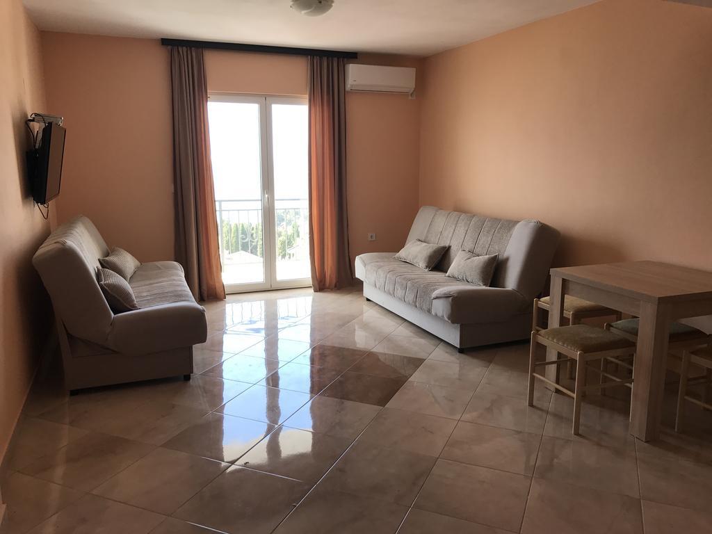 Apartments Popovic Ulcinj Esterno foto